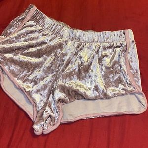 Velvet shorts